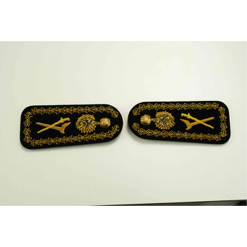EPAULETTE PTD