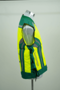 VEST AT GREEN